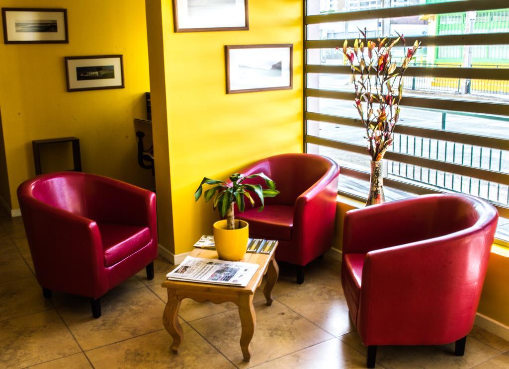 Ayelen Express Hotel Calama Exterior photo